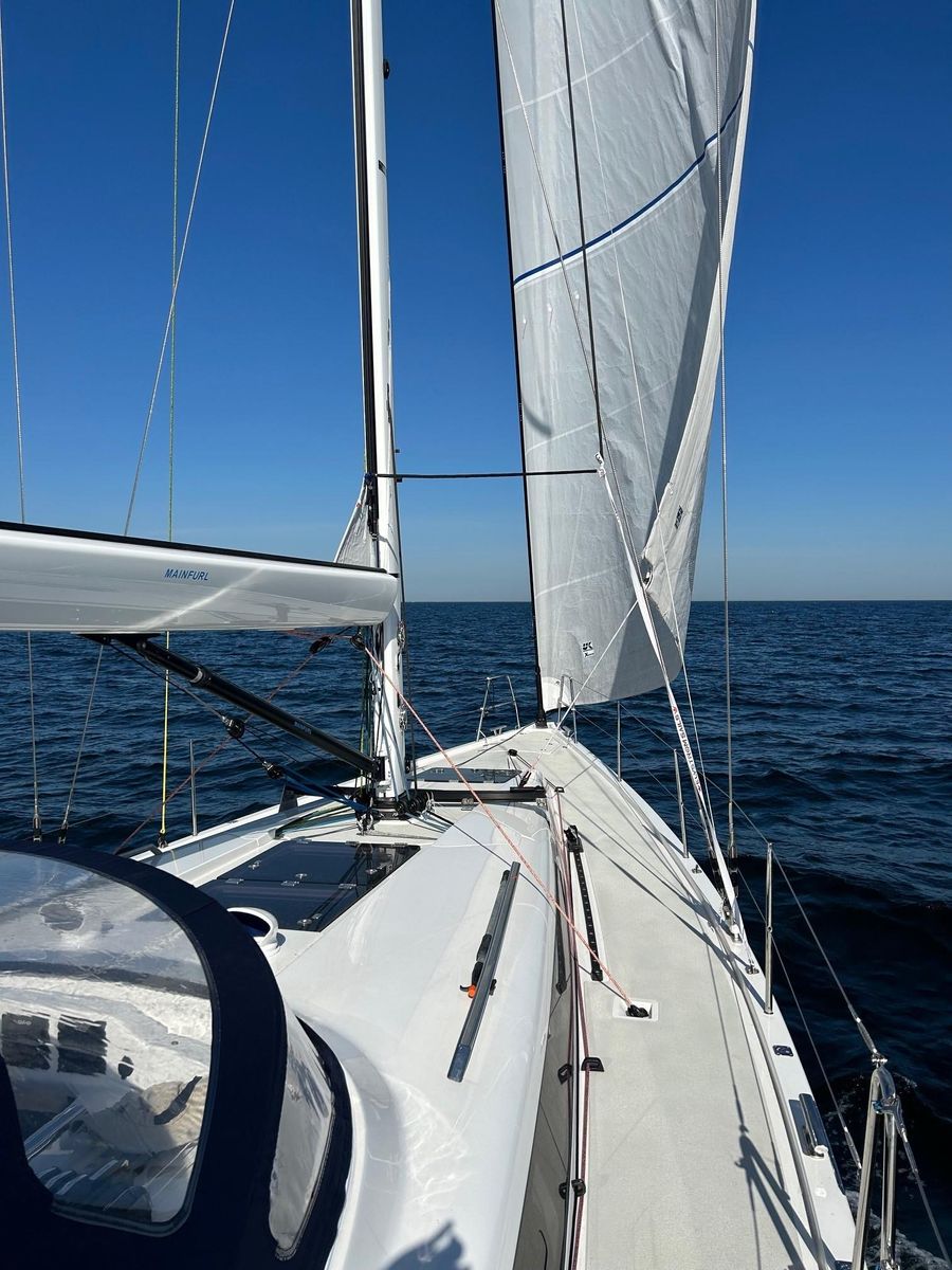 2020 Arcona 43 