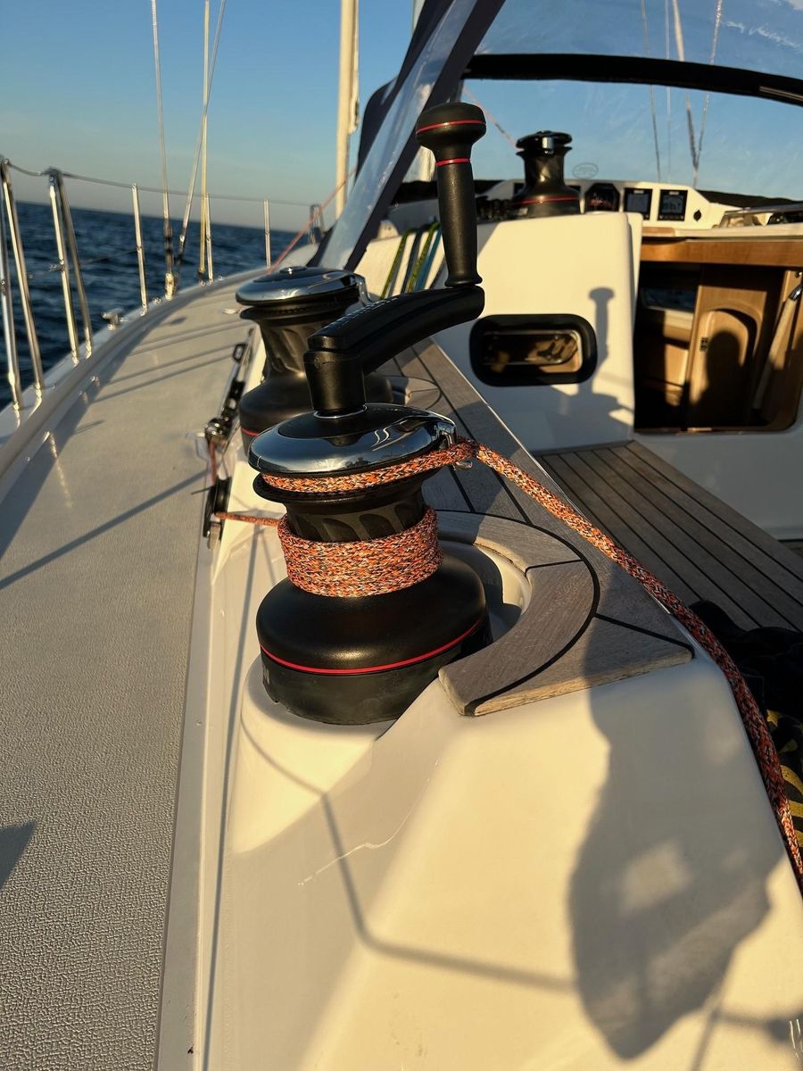 2020 Arcona 43 