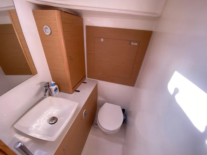 Faith Yacht Photos Pics 2021 Dufour 390 - Faith