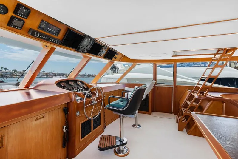 Don Juan Yacht Photos Pics 