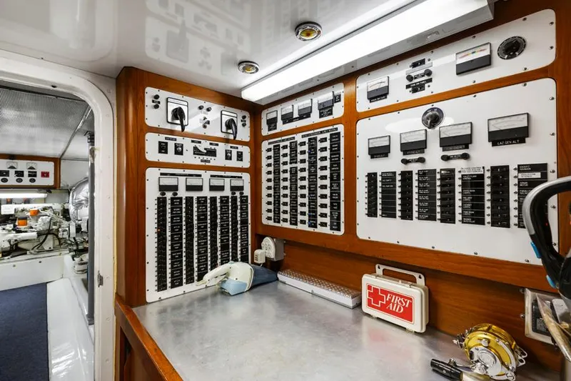 Don Juan Yacht Photos Pics 