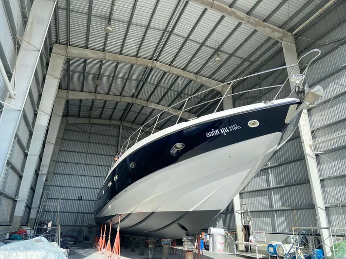 August Moon Yacht Photos Pics 