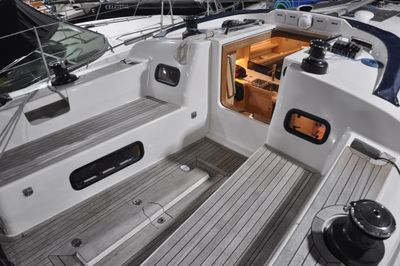 Yacht