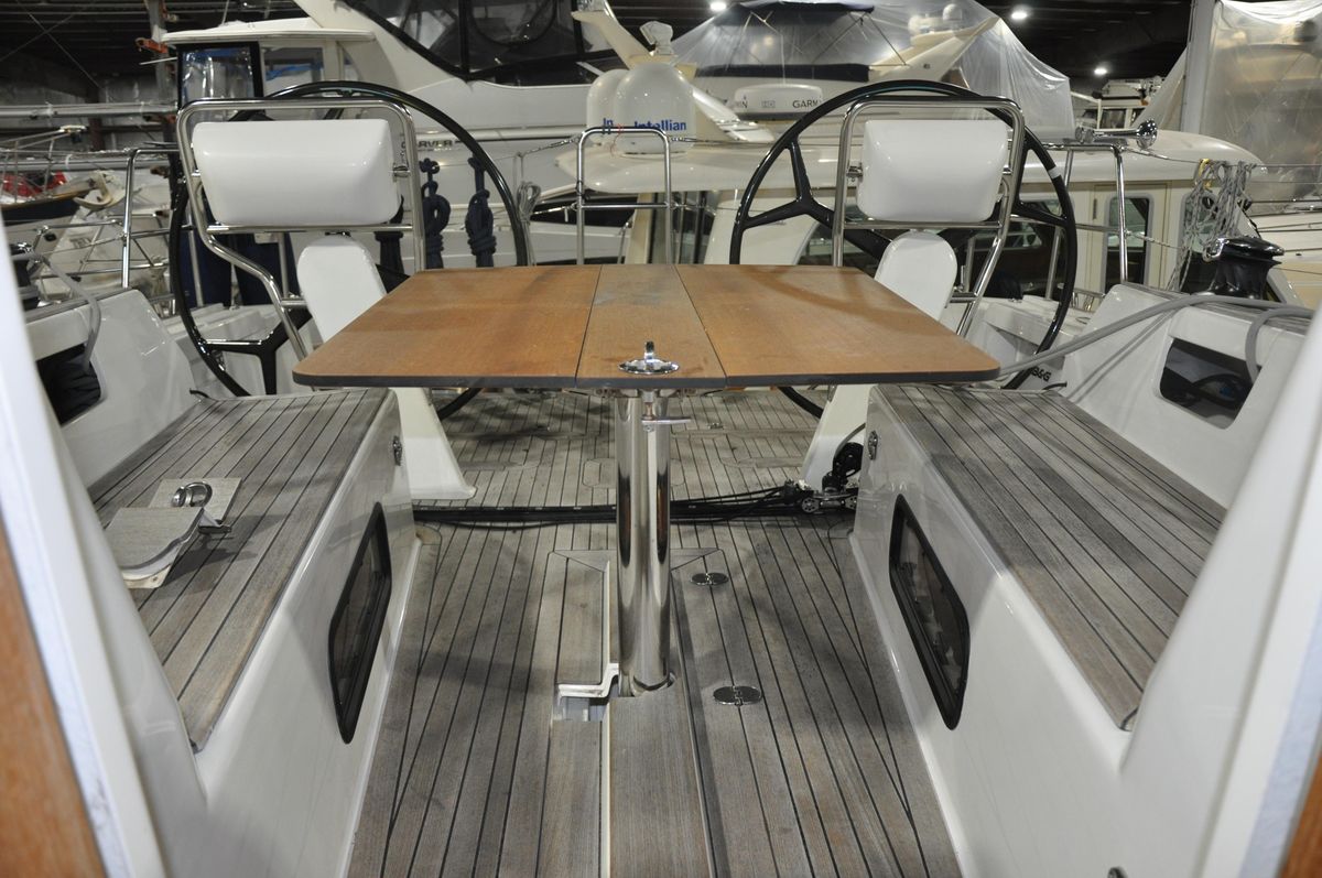 2020 Arcona 43 