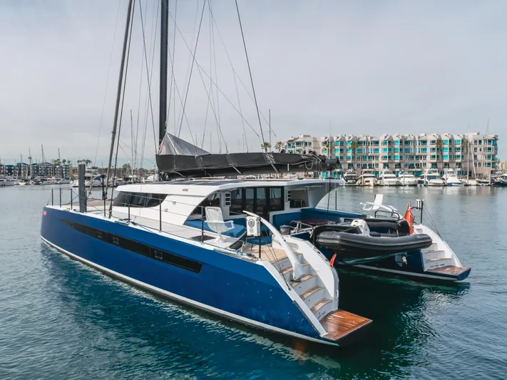 Flash Yacht Photos Pics 