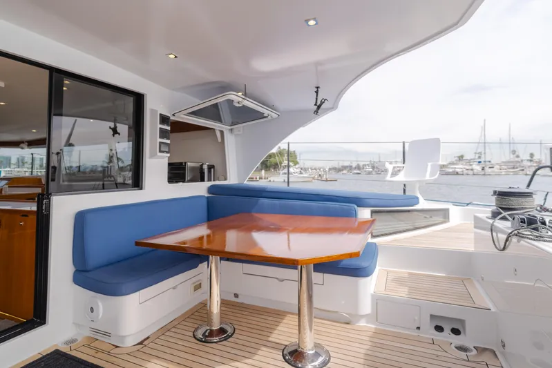 Flash Yacht Photos Pics 