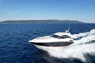2013 Sunseeker Portofino 40