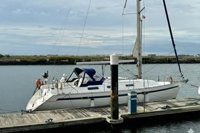 1996 Bavaria 35 Holiday