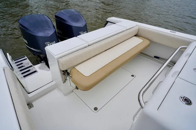  Yacht Photos Pics 2015 Southport 29 FE boat with dual Yamaha engines and foldable seating.