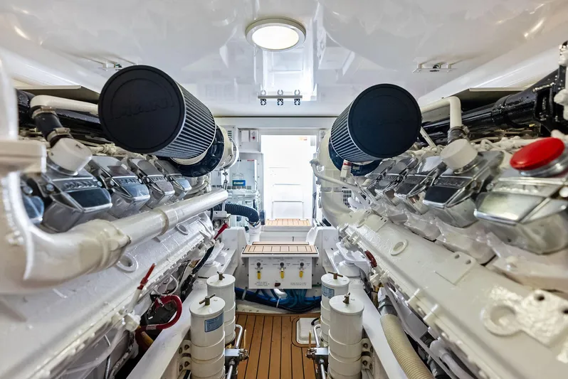 Ohayo Yacht Photos Pics 