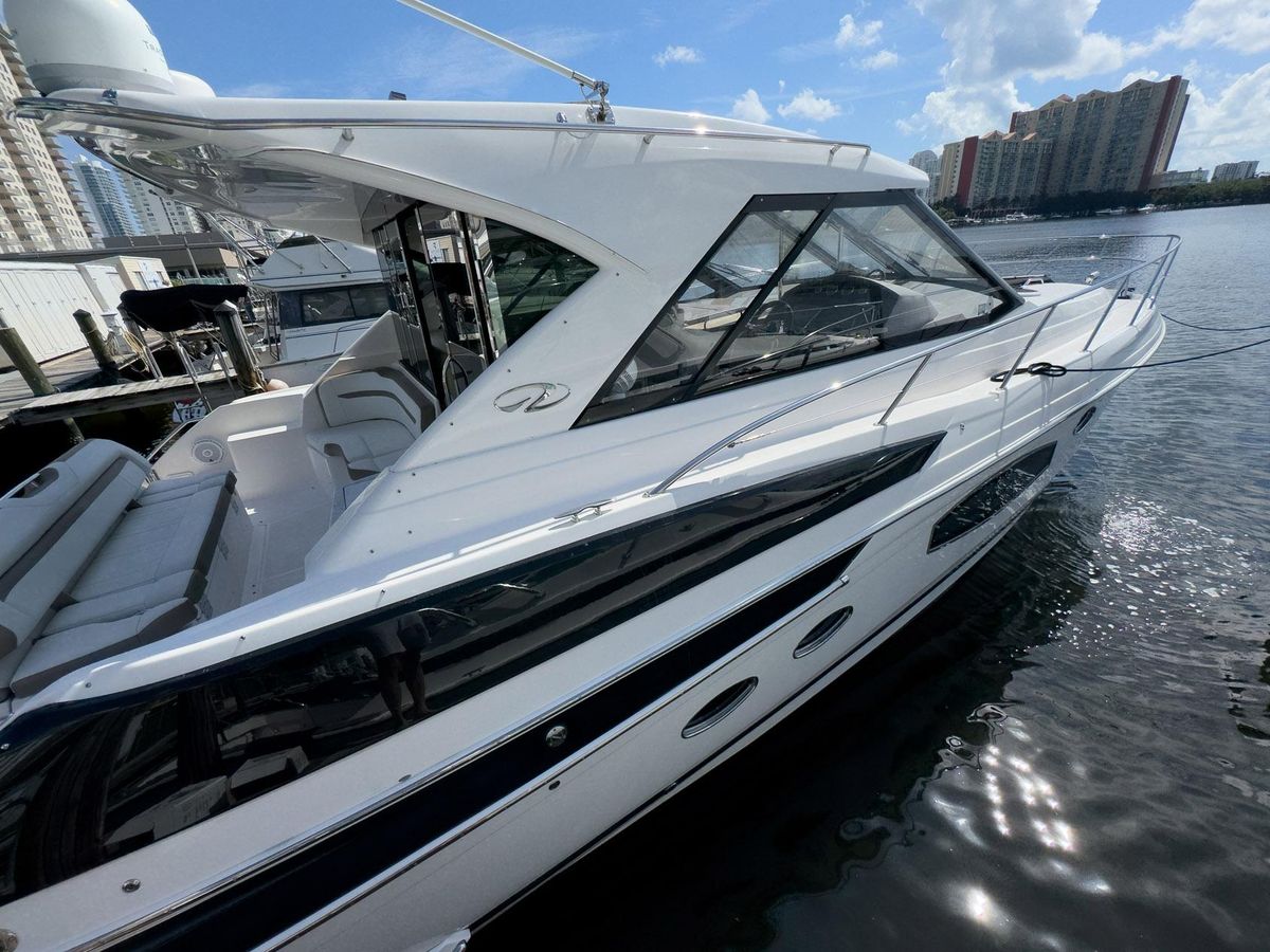 2016 Regal 46 