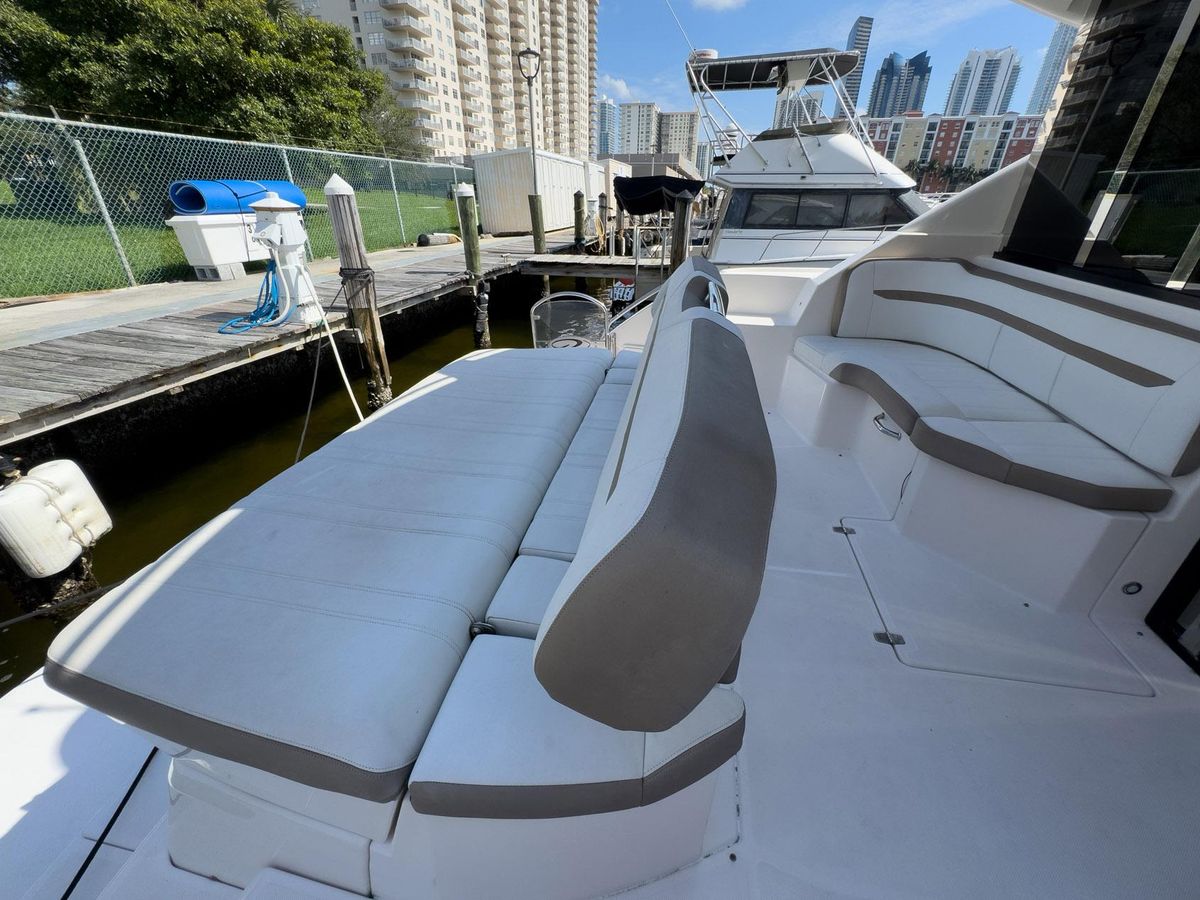 2016 Regal 46 
