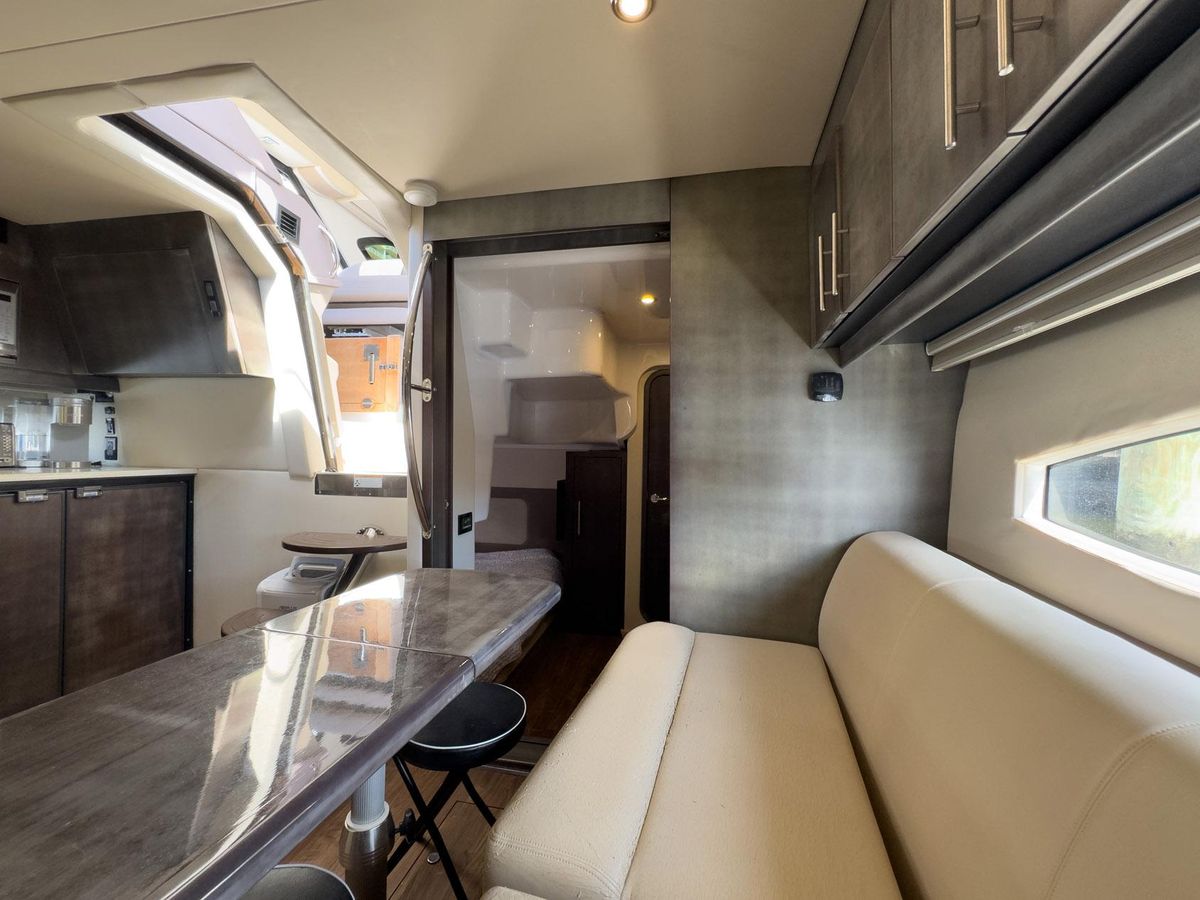 2016 Regal 46 