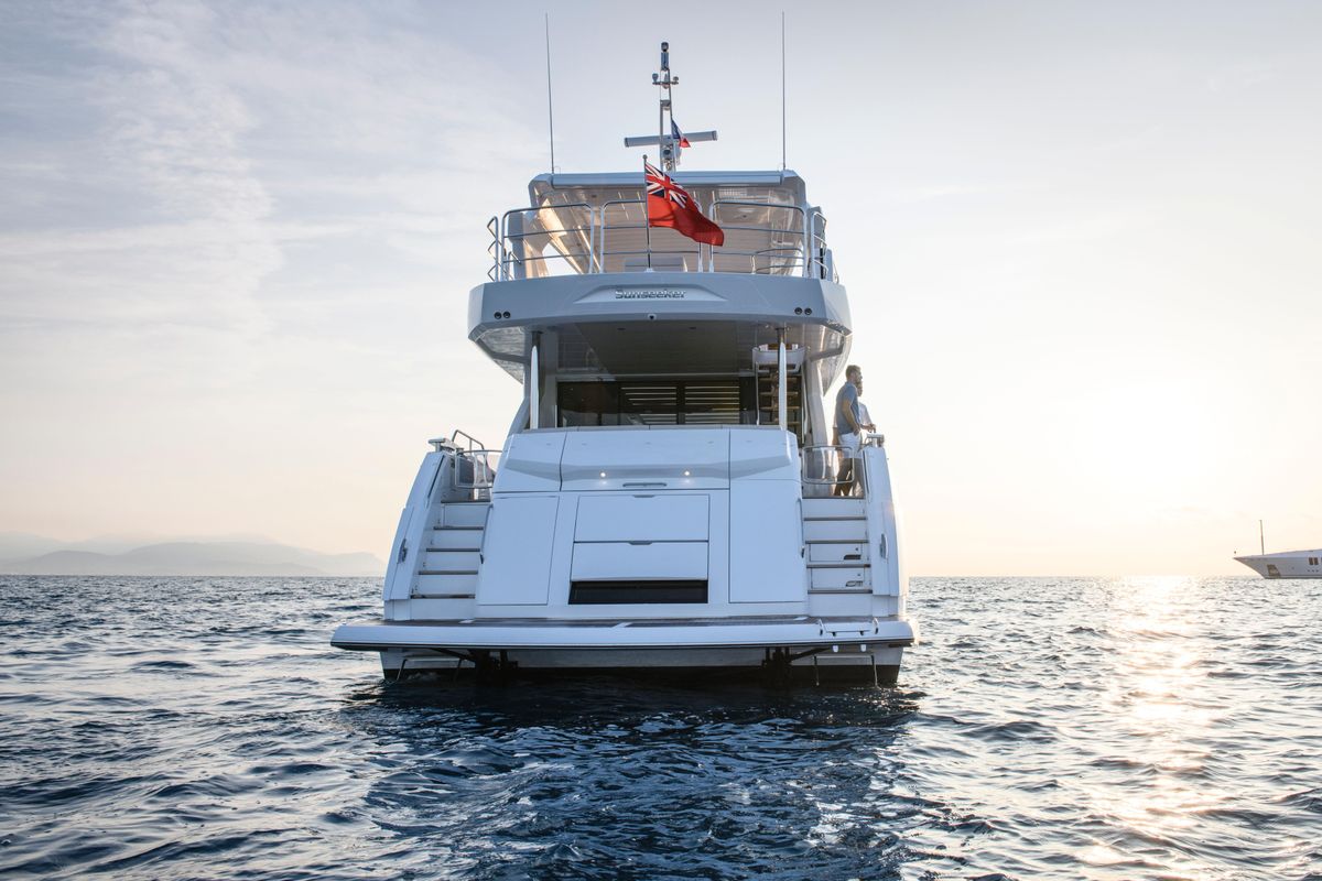 2023 Sunseeker 77 
