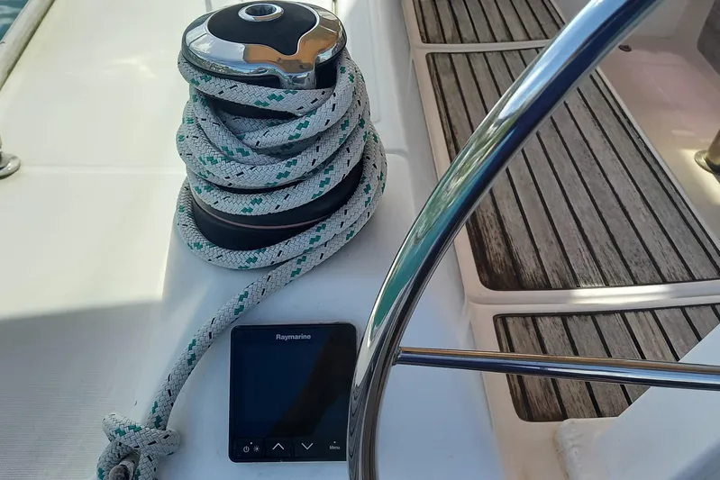 We Reach Yacht Photos Pics Winch and rope on 2011 Dufour 425 Grand Large sailboat deck.