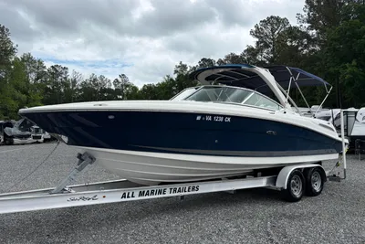 Sea Ray 270 SLX