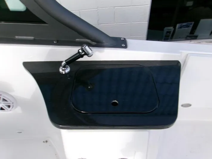  Yacht Photos Pics 2025 Monterey Elite 27 OB boat sink area with black countertop and faucet.