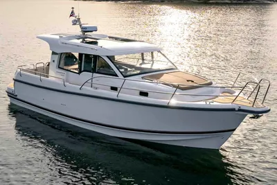 2025 Nimbus 365 Coupe