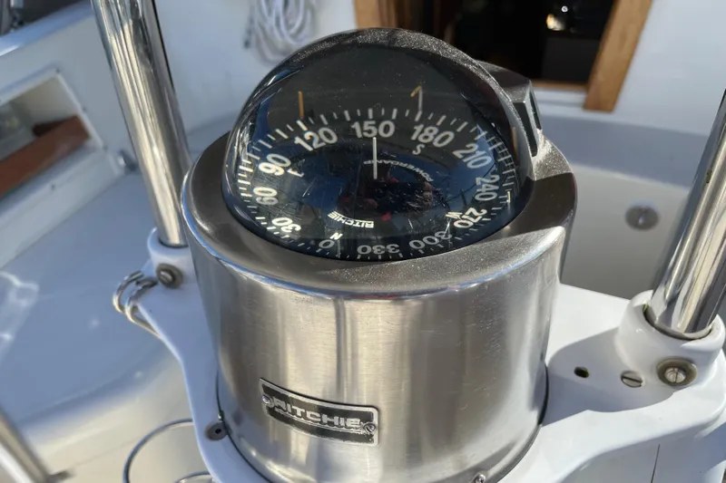  Yacht Photos Pics Cockpit Helm Compass