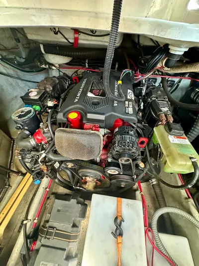  Yacht Photos Pics Engine compartment of a 2005 Doral Boca Grande boat, featuring a Volvo Penta engine.