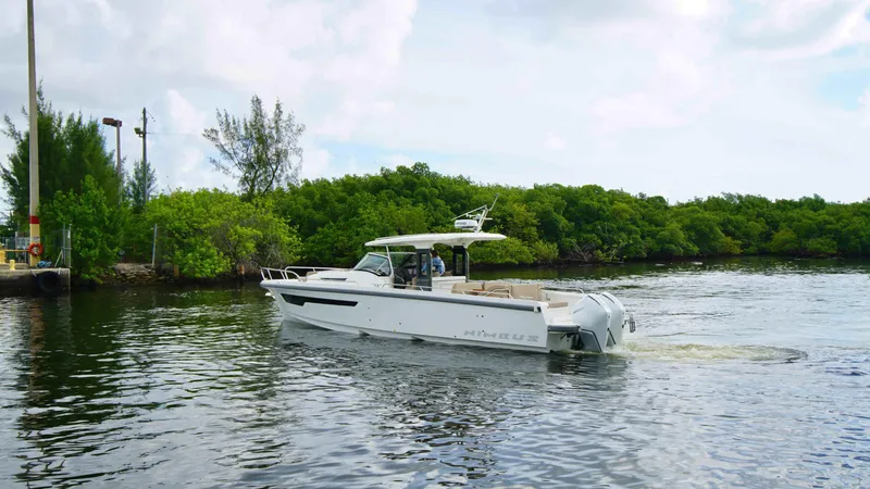 In-stock 2024 Nimbus T11 #289 Yacht Photos Pics Nimbus T11-289 Profile