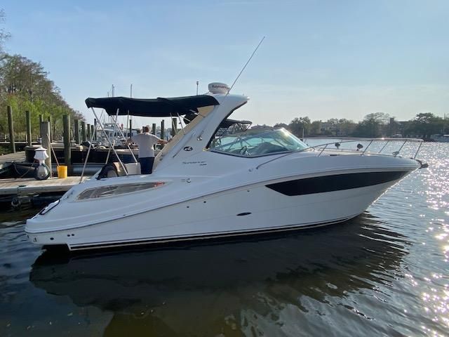 2016 Sea Ray 330 Sundancer