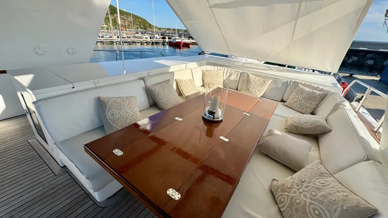 Trindade Yacht Photos Pics 