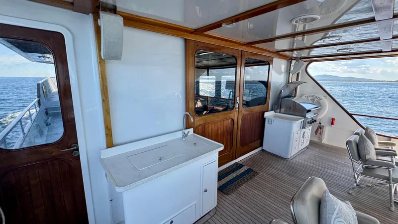 Trindade Yacht Photos Pics 