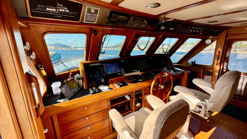 Trindade Yacht Photos Pics Pilothouse
