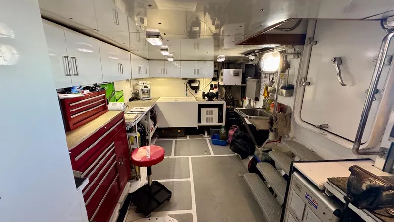 Trindade Yacht Photos Pics Engineering Machinery Area