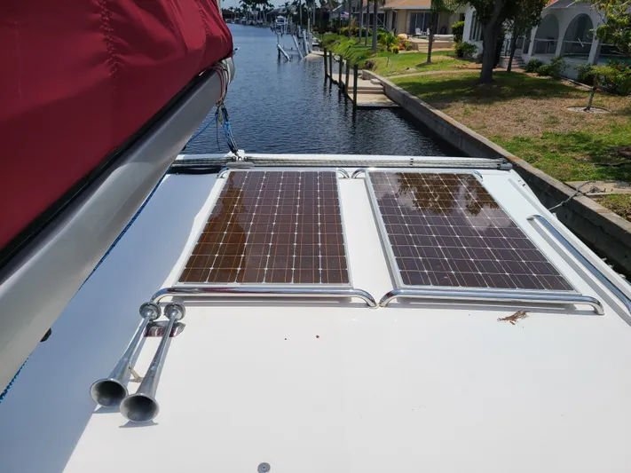 Carpe Aura Yacht Photos Pics 