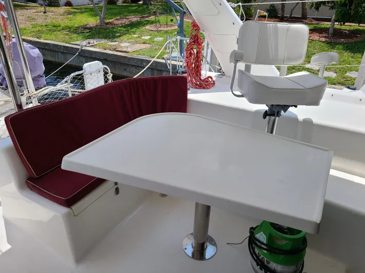 Carpe Aura Yacht Photos Pics 