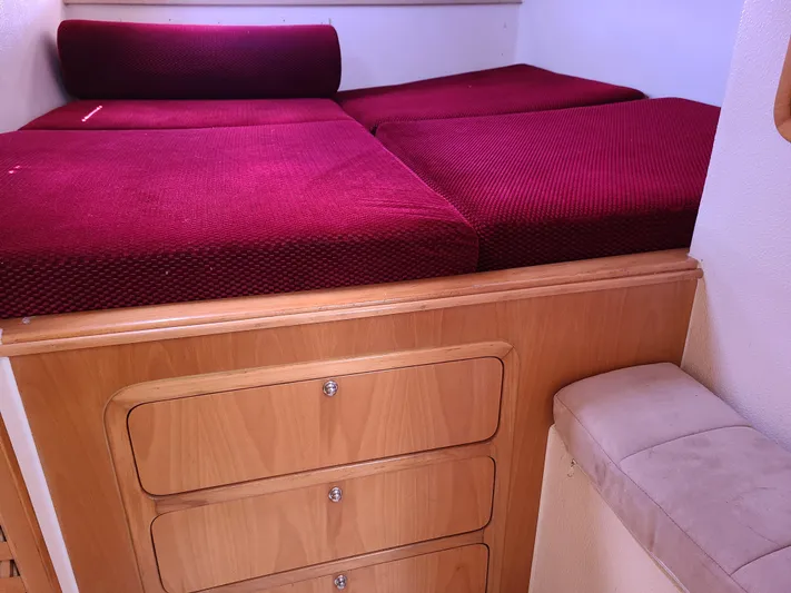 Carpe Aura Yacht Photos Pics 