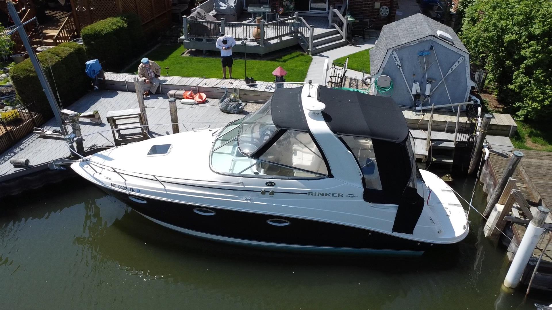 ヤマハのPC26 クルーザー船外機2機掛け❗️船検サービス