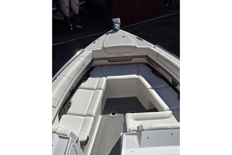 Famous Sport Boat Vibe Yacht Photos Pics 2016 Formula 330 Crossover Bowrider with spacious seating and sleek design.