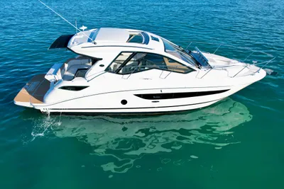 Sea Ray 350 Sundancer Coupe