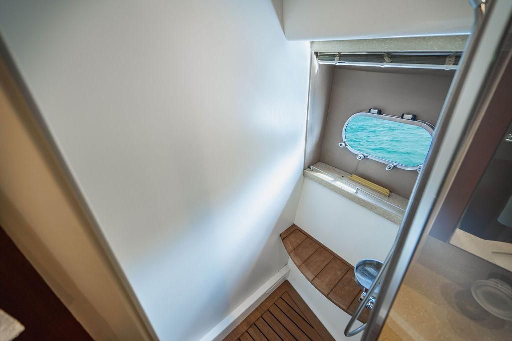 2009 Princess 70 