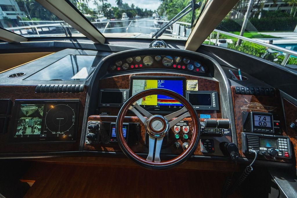 2009 Princess 70 