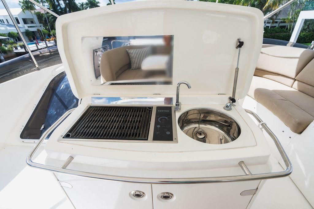 2009 Princess 70 
