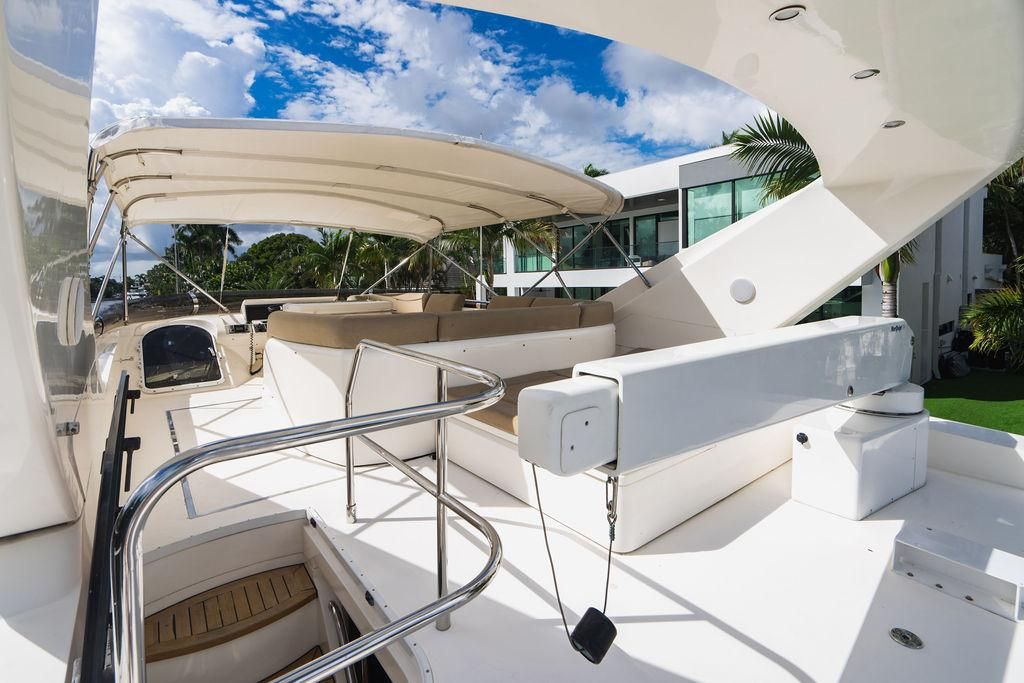 2009 Princess 70 