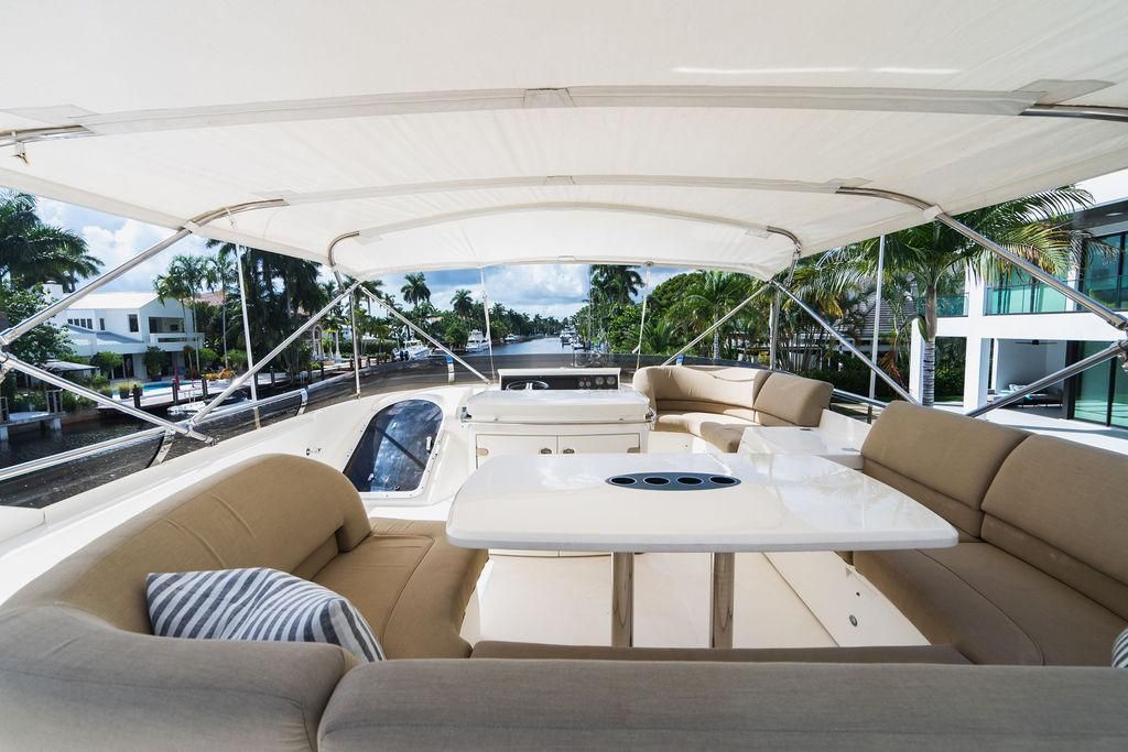 2009 Princess 70 
