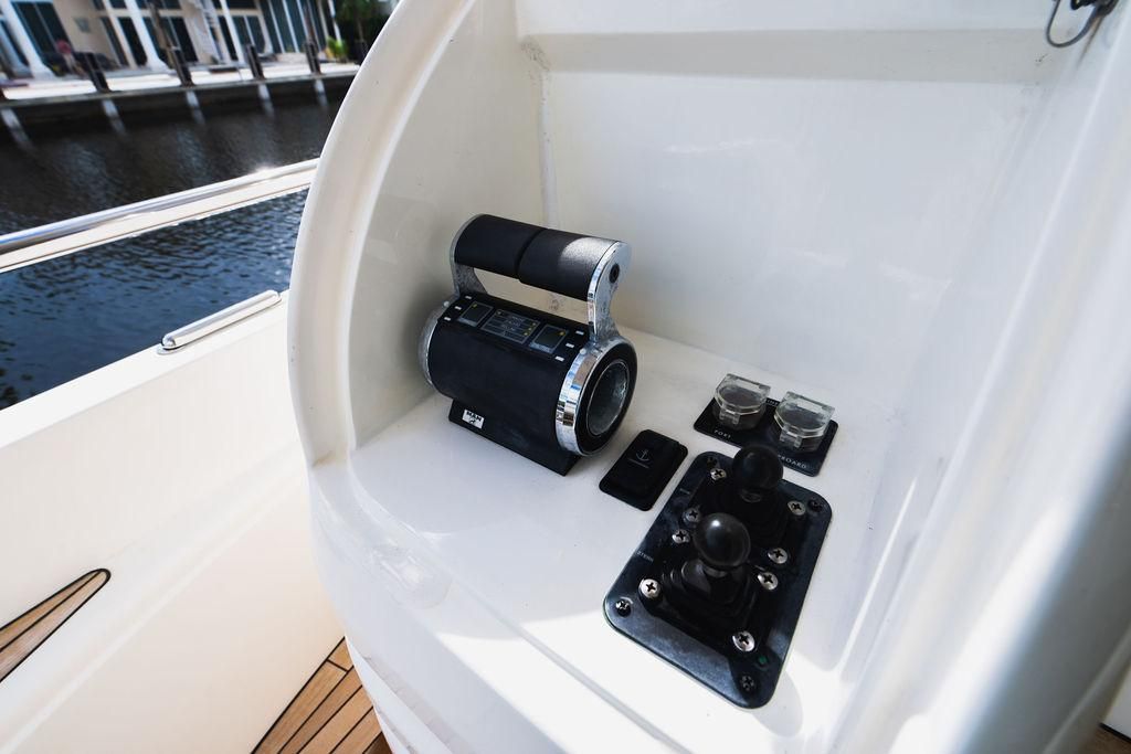 2009 Princess 70 