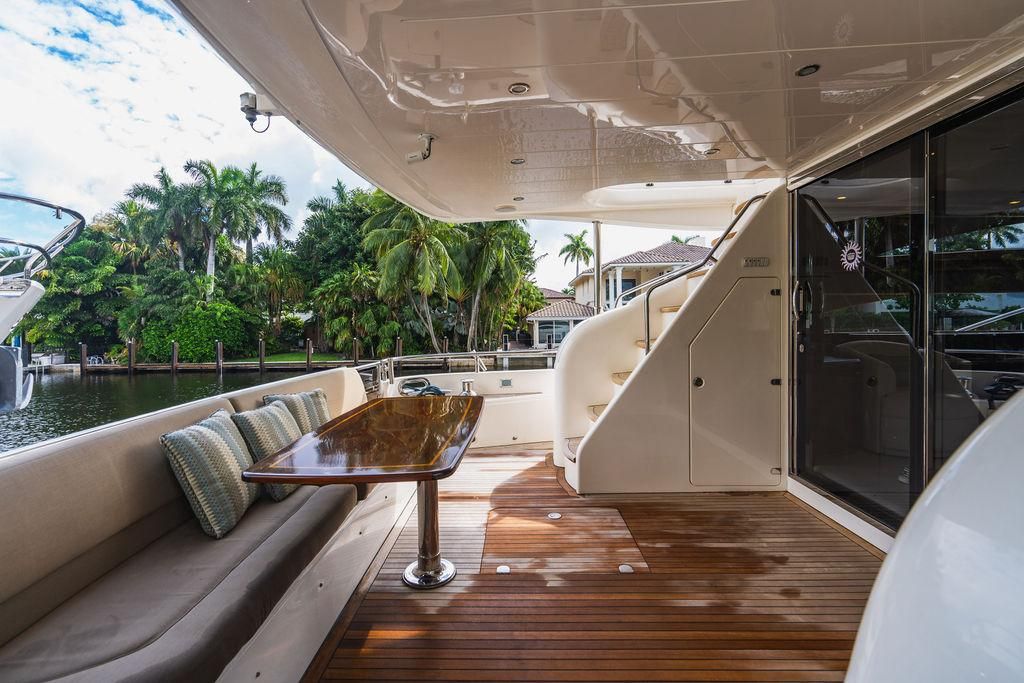 2009 Princess 70 