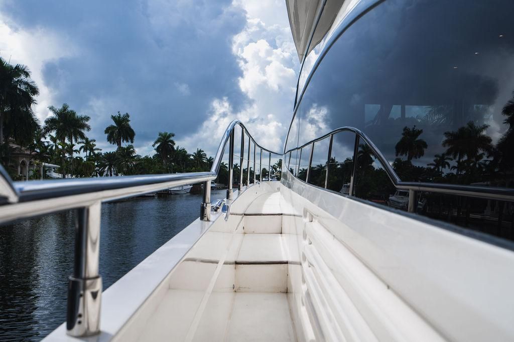 2009 Princess 70 