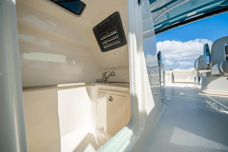 Lil Mudslinger Yacht Photos Pics 