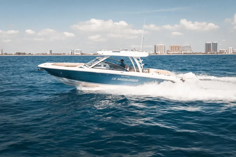 Lil Mudslinger Yacht Photos Pics 