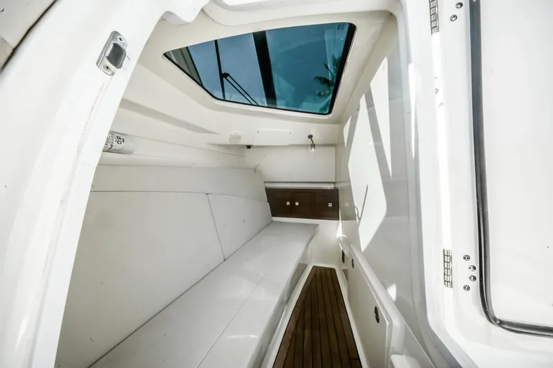 Lil Mudslinger Yacht Photos Pics 