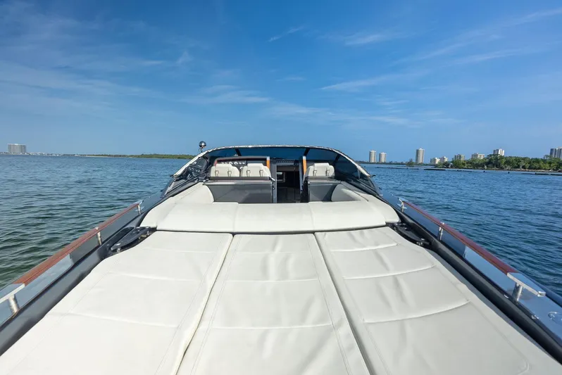 La Ruta Yacht Photos Pics 