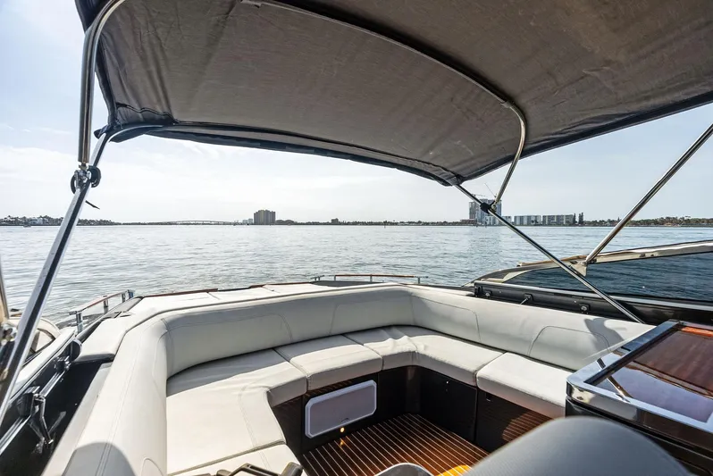 La Ruta Yacht Photos Pics 