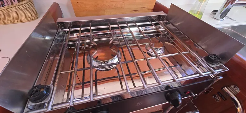 Sognare Yacht Photos Pics Stainless steel stove on 2011 Beneteau Oceanis 40 yacht kitchen.